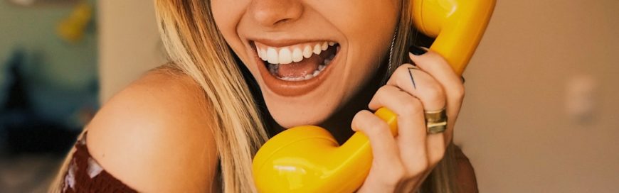 Как укрепить зубы народными и профессиональными средствами