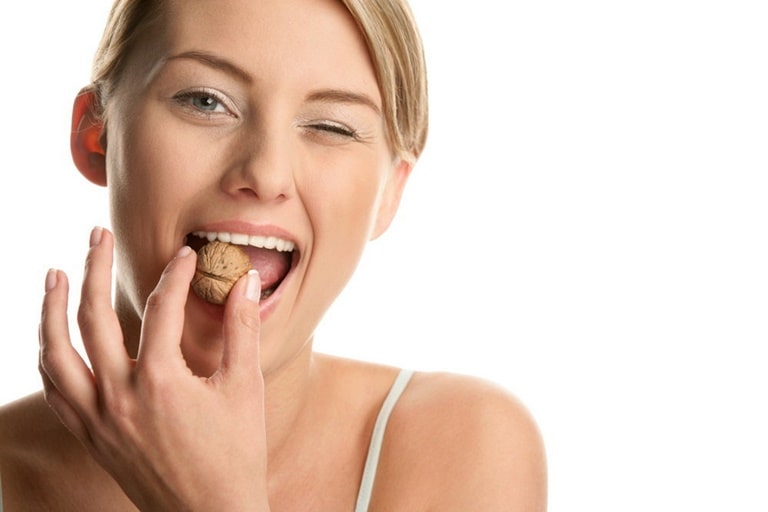 11 причин истончения эмали зубов