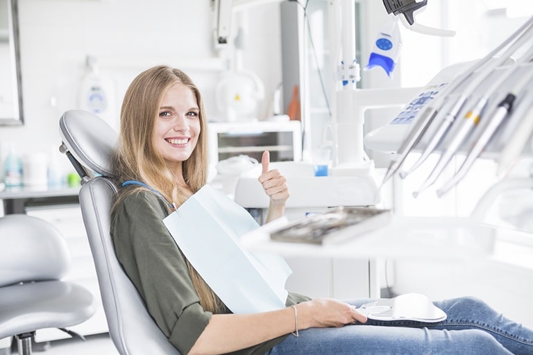 Посещайте стоматолога каждые полгода