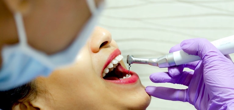 10 причин боли зуба после удаления нерва