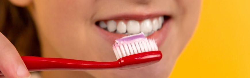 Восстановление эмали зубов: причины, симптомы, профилактика