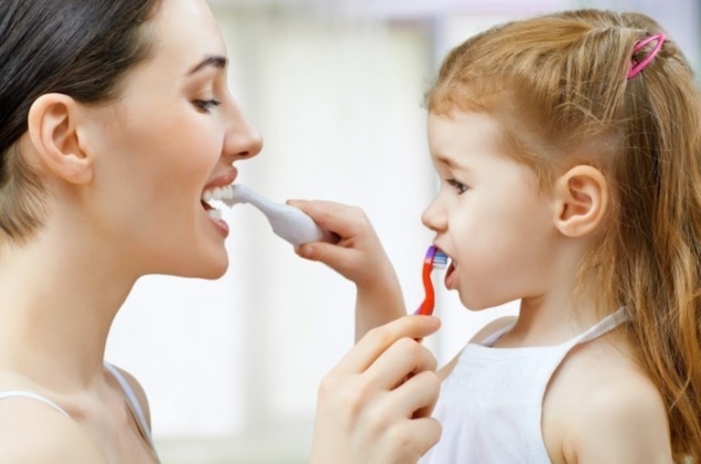 Как нужно чистить зубы