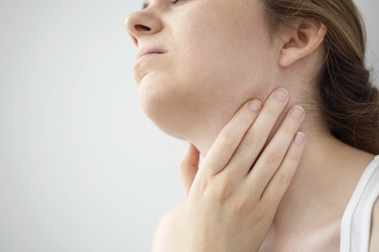 Причины воспаления лимфоузлов под челюстью
