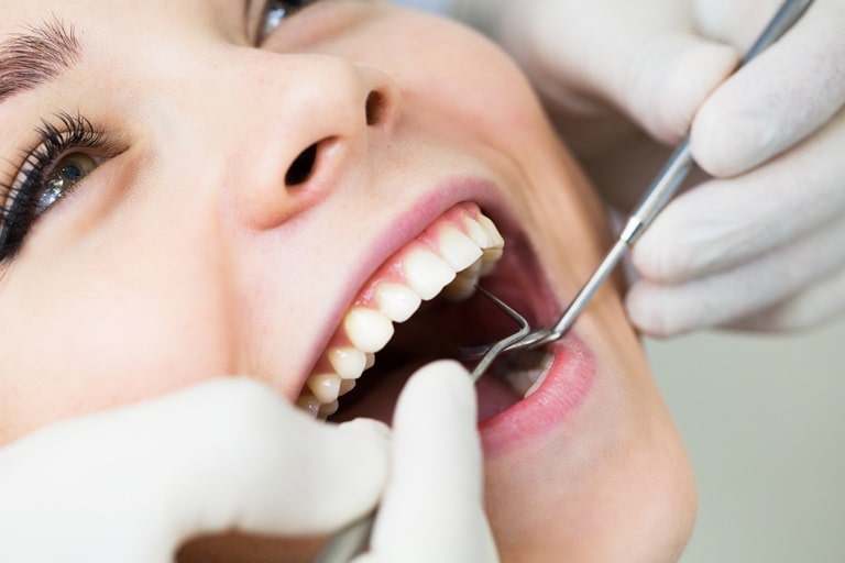 Выбор специалиста для лечения зубов
